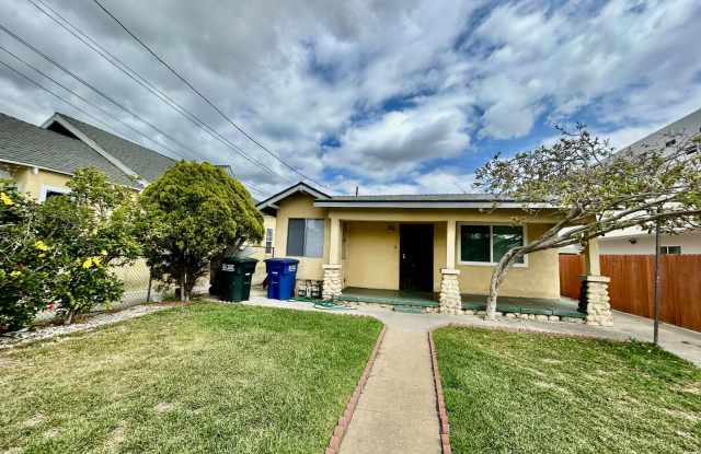Beautiful 3 Bed Home For Rent! photos photos