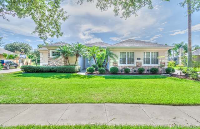 Stunning Pool Home in Town Park! photos photos