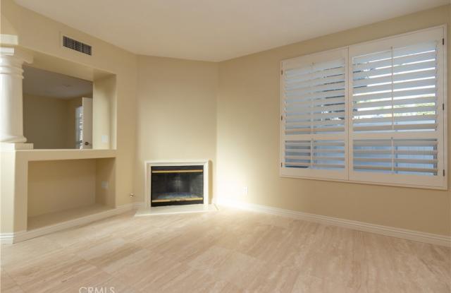 24502 Sunshine Drive Gallery 3