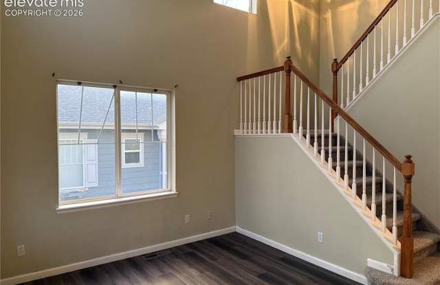 894 Dawn Break Loop Gallery 4