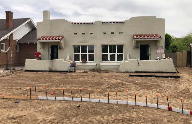 727 E MORELAND Street - 727 East Moreland Street, Phoenix, AZ 85006