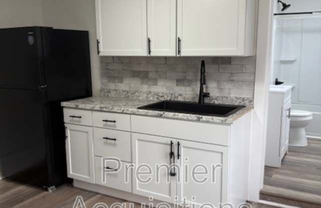 702 Biltmore Blvd photos photos