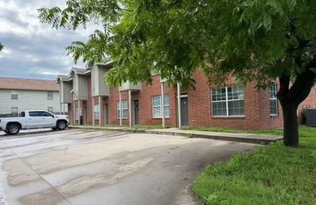 905 N 6th Street photos photos