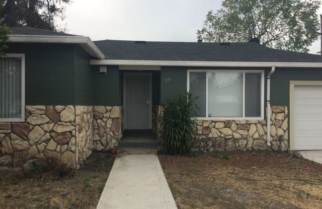 17 Hazelwood Ct. - 17 Hazelwood Court, Oakland, CA 94603
