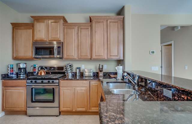 26731 W PONTIAC Drive Gallery 4