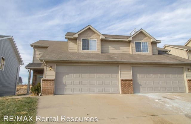 5215 Silver Mill Dr - 5215 Silver Mill Drive, Columbia, MO 65202