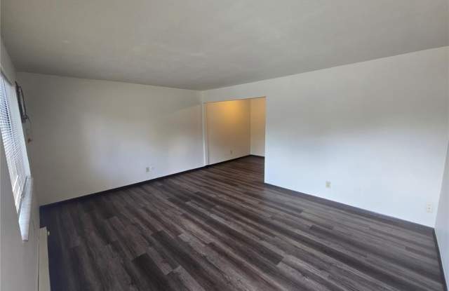 4500 W Washington Street photos photos