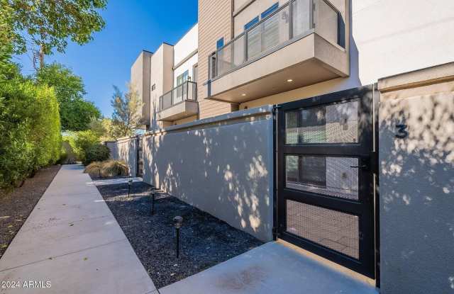 2645 E Osborn Road unit: 3 photos photos