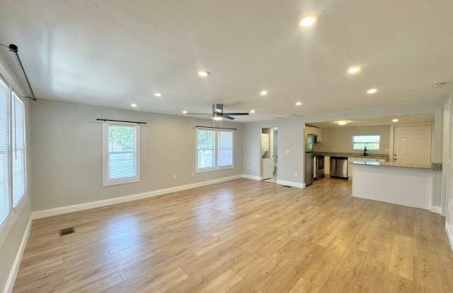 Lake Silver Terrace Gallery 4