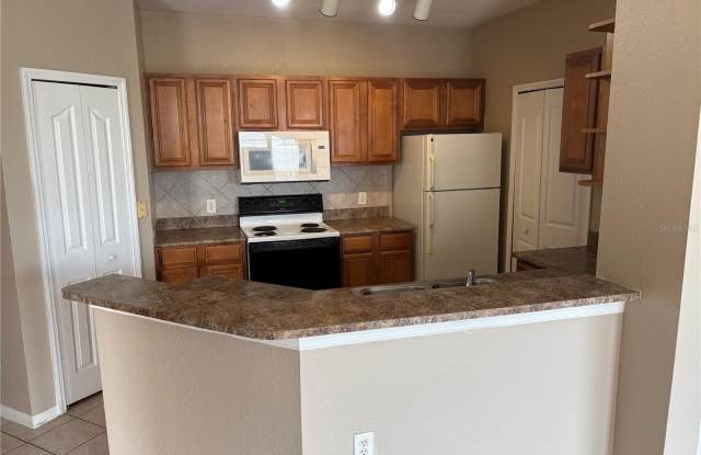 6177 METROWEST BOULEVARD Gallery 2