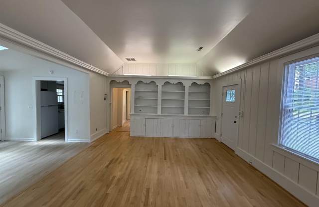 140 VALLEY RD Gallery 2