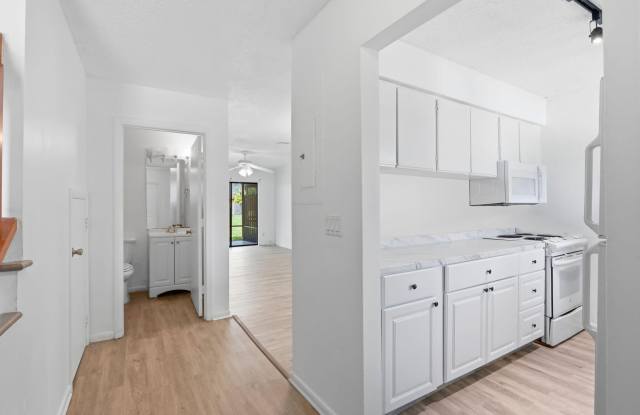 2305 Seaside Drive Gallery 4