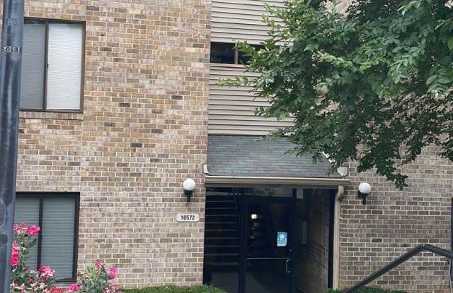 10572 Twin Rivers Rd Apt A1 Gallery 3