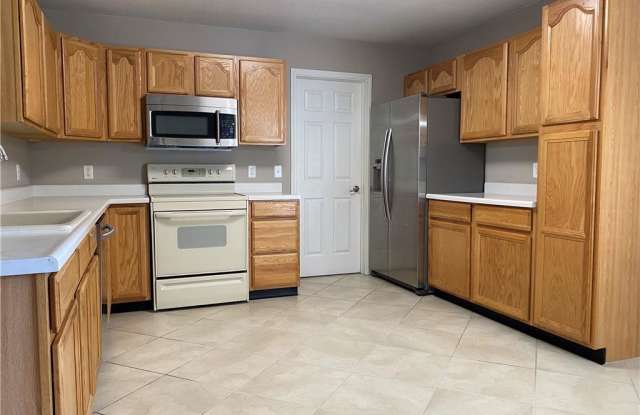 19014 Prairie Crossing Drive Gallery 2