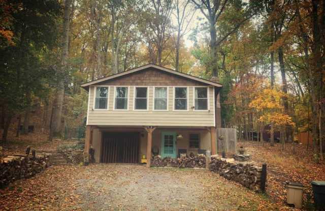 211 Dogwood Lane photos photos