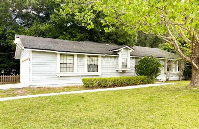 5165 Thoroughbred Boulevard photos photos