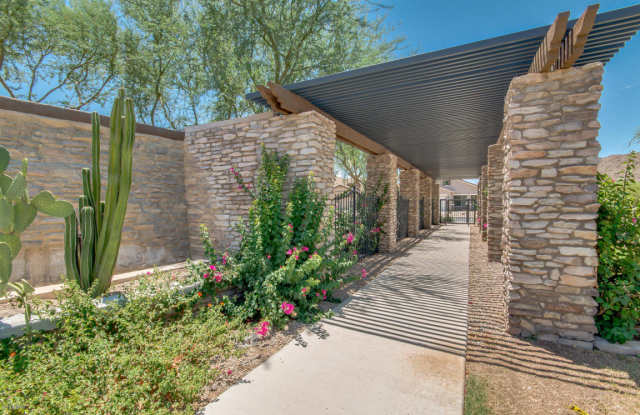 32236 N ECHO CANYON Road Gallery 3