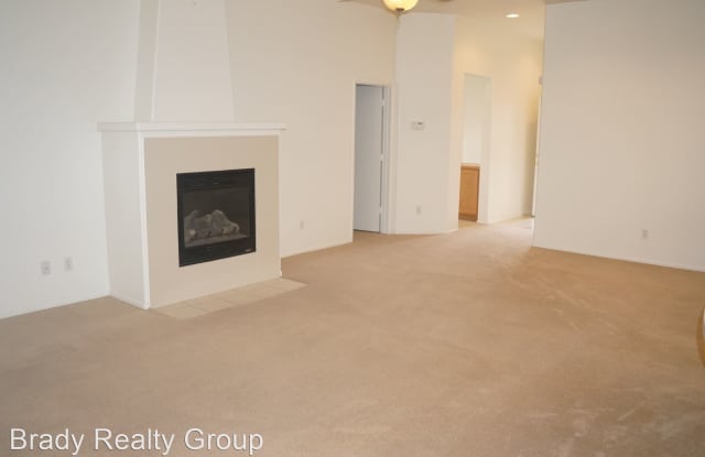 3442 Mendocino Forest St Gallery 2