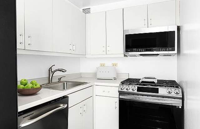 43 W 61st St Apt 16K Gallery 3