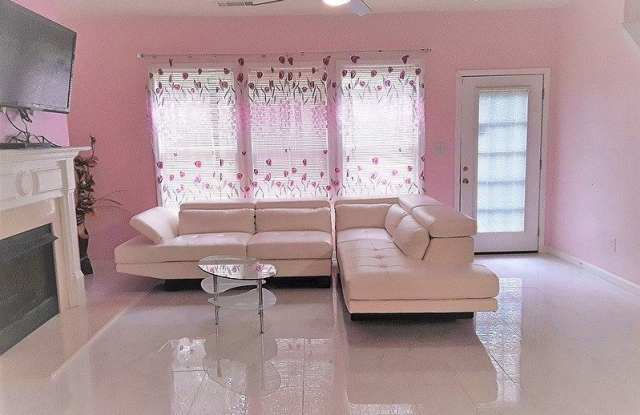 595 Cool Weather Drive Gallery 2