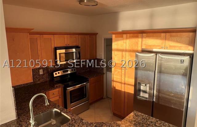 6316 SW 165th Pl Gallery 4