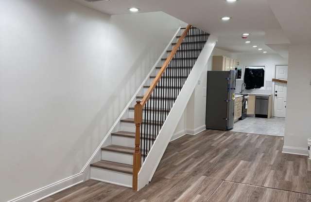 458 E FEDERAL Street photos photos