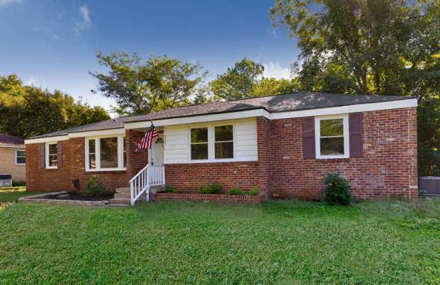 Half off first month's rent!! Gallery 3