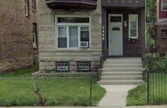 7404 S Harvard Avenue Gallery 1