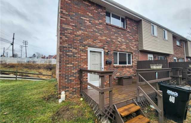 440 Brierly Ln photos photos