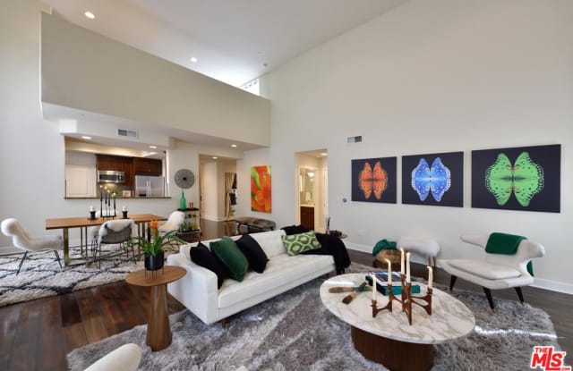 7249 FRANKLIN Avenue - 7249 W Franklin Ave, Los Angeles, CA 90046