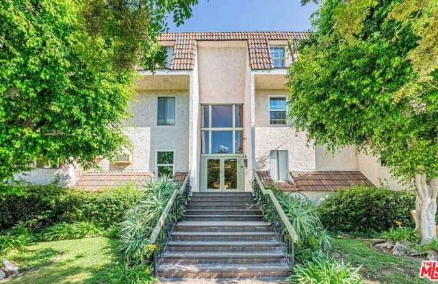 409 Burchett St - 409 Burchett Street, Glendale, CA 91203