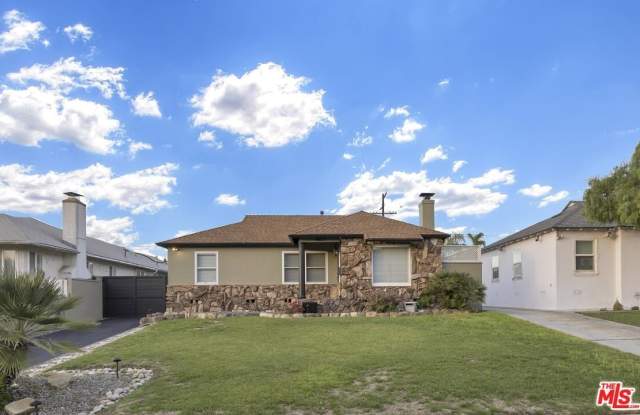 6677 W 88th St photos photos