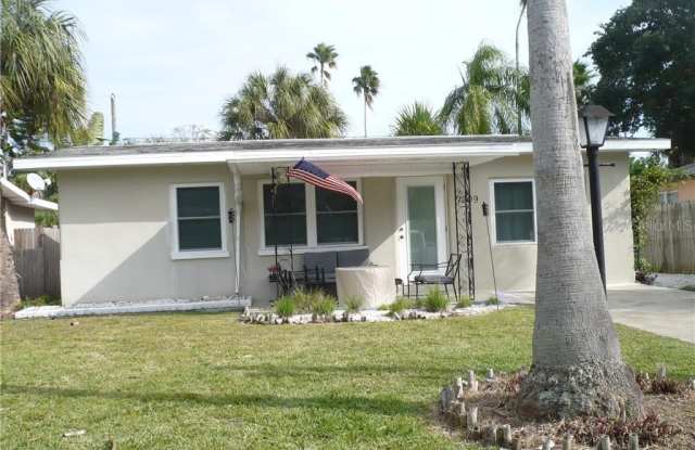 1209 BAY PINE BOULEVARD - 1209 Bay Pine Boulevard, Indian Rocks Beach, FL 33785