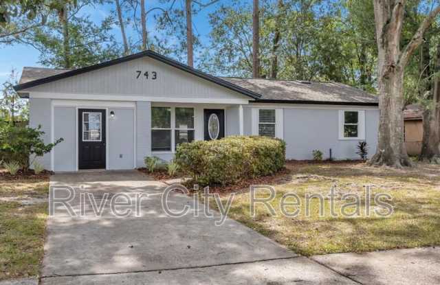 743 Trambley Drive E photos photos