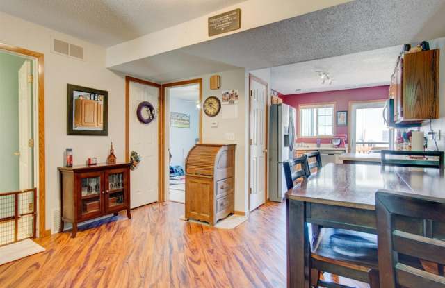 431 West Zeller Street - 1 Gallery 3
