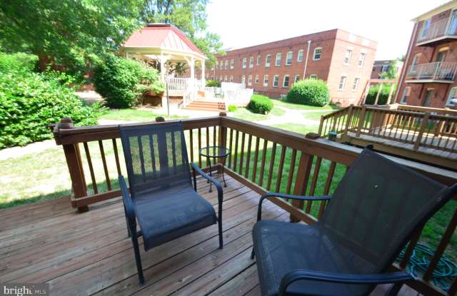 1303 E ABINGDON DRIVE Gallery 4