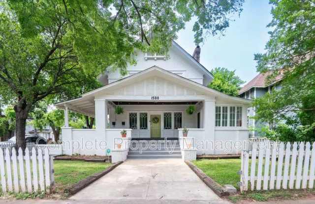 1500 15th Avenue South - LW Gallery 3