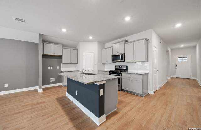 1080 AMBLE OAK Gallery 4
