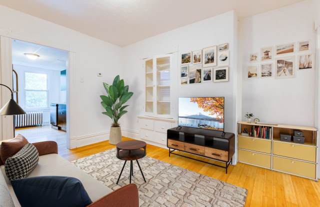 406 Kingsboro St photos photos