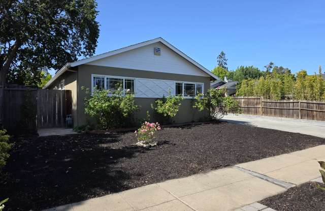2785 Washington Avenue photos photos