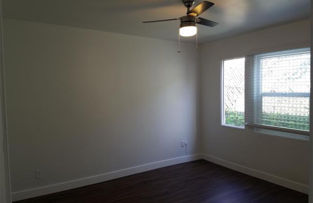 2323 Smythe Avenue - 1 Gallery 2
