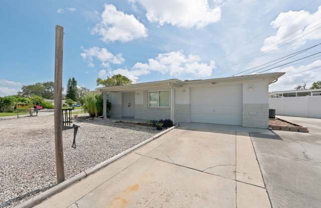 Cute 3 bedroom 1 bath Gallery 1