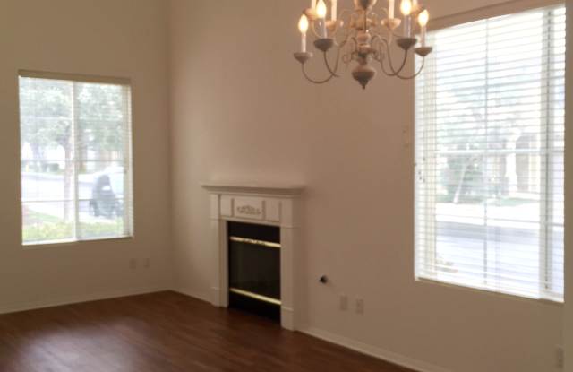 405 Middlebury Ct Gallery 4
