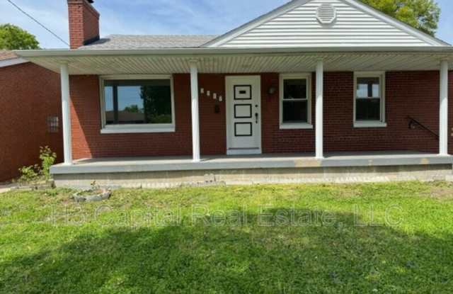 2917 Grand Avenue - 2917 Grand Avenue, Granite City, IL 62040