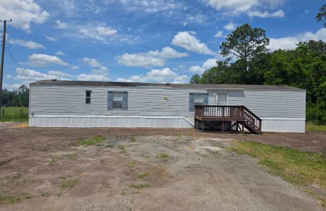 2252 SE 126th Way - 2252 Southeast 126th Way, Bradford County, FL 32091