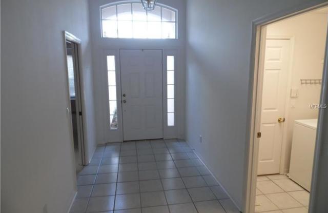 4/2 in Hunters Creek! Gated Community! NO CARPET! Gallery 3