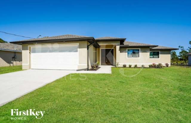 2916 45th Street West photos photos