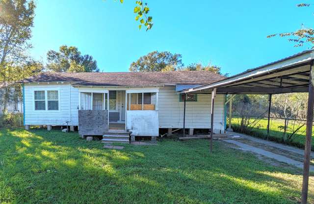 **Move-In Special, $200 off 1st month** 2309 7th St, Orange TX 77630 - 2309 7th Street, Orange, TX 77630