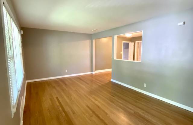 6034 Juniper Drive Gallery 2