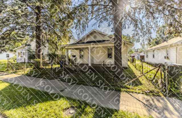 3104 South Vine Street photos photos